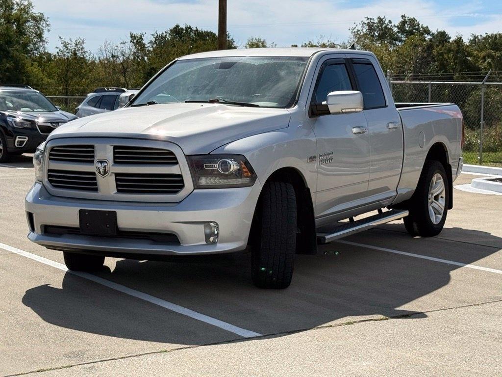 RAM 1500 4WD Quad Cab 140.5" Sport 2016