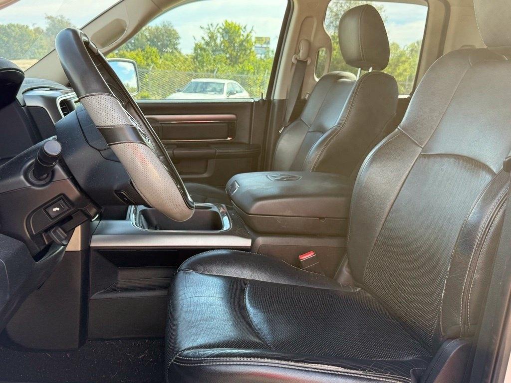 RAM 1500 4WD Quad Cab 140.5" Sport 2016