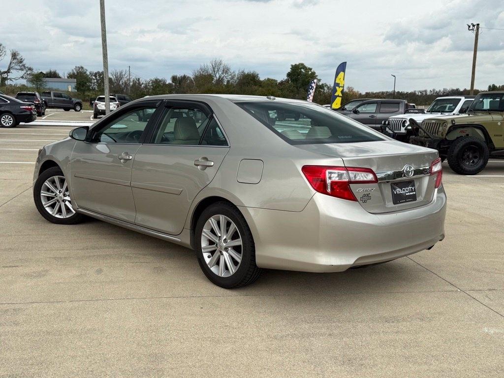 Toyota Camry 2014.5 4dr Sdn I4 Auto XLE (Natl) 2014