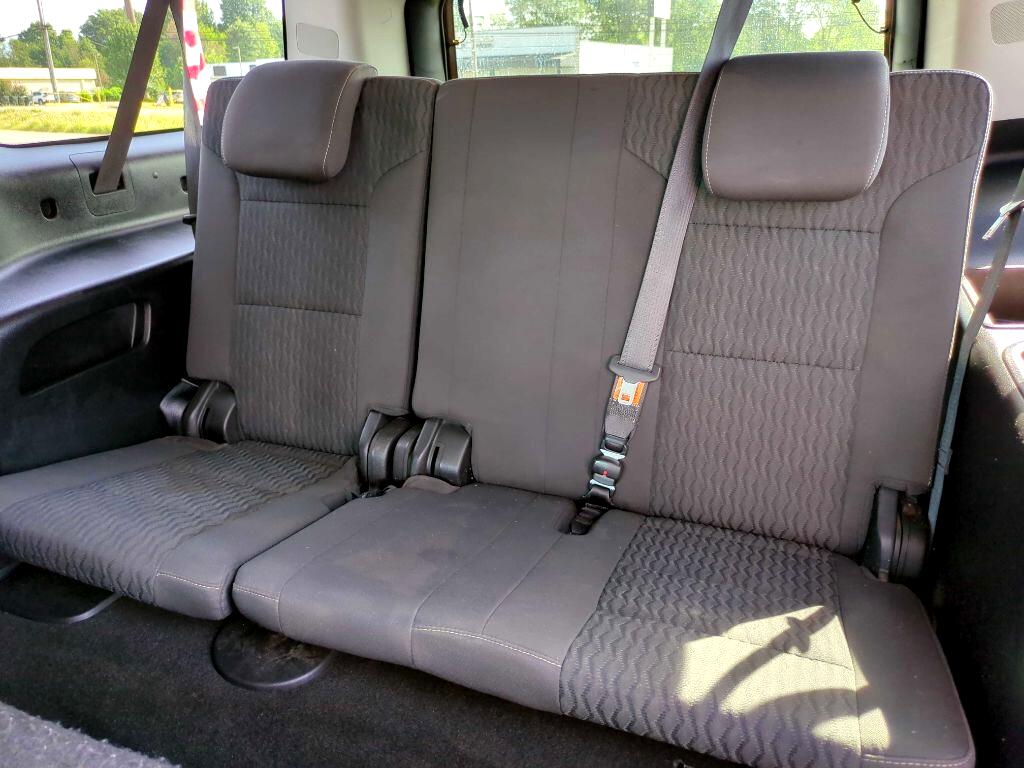 Chevrolet Suburban 1500 LS 2018