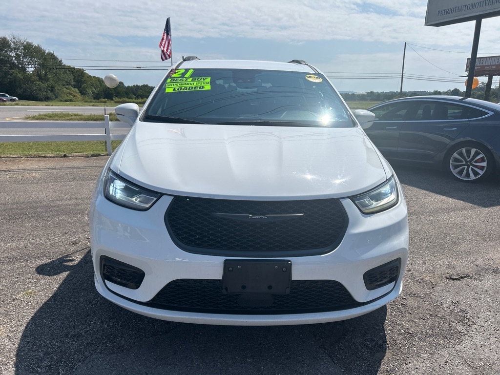 Chrysler Pacifica Touring 2021
