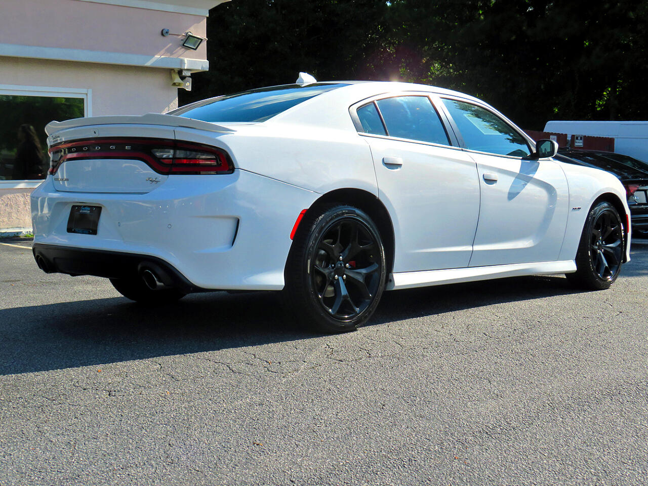 2019 Dodge Charger R/T photo 4