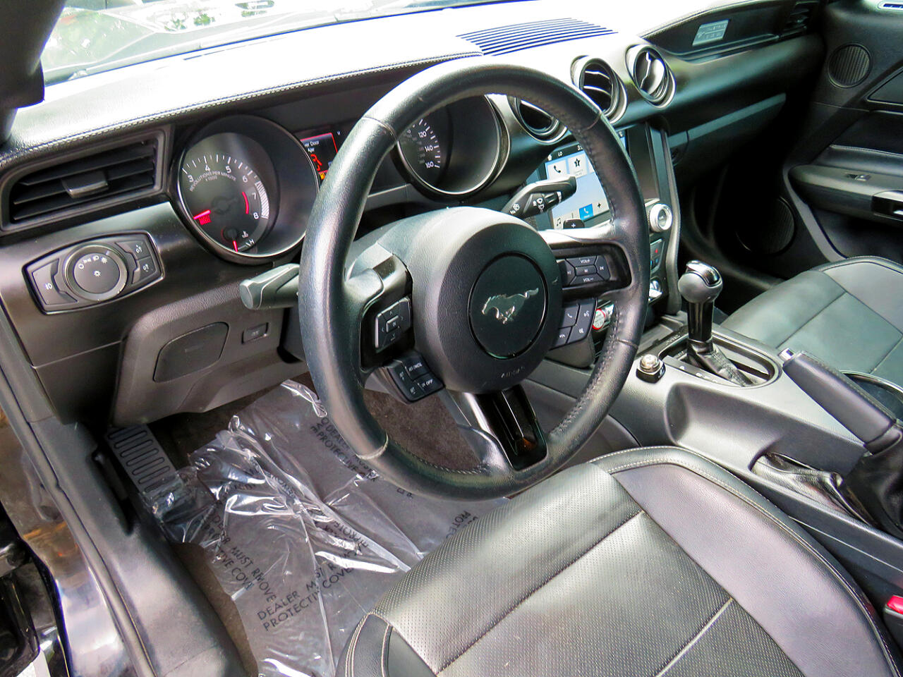 2016 Ford Mustang GT Premium photo 13