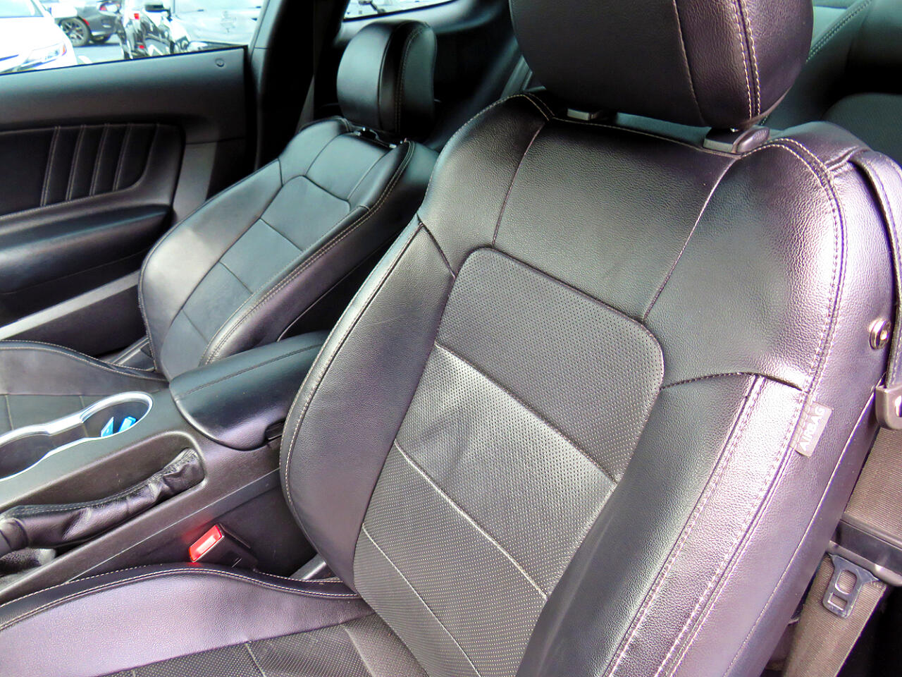 2022 Ford Mustang GT Premium photo 15