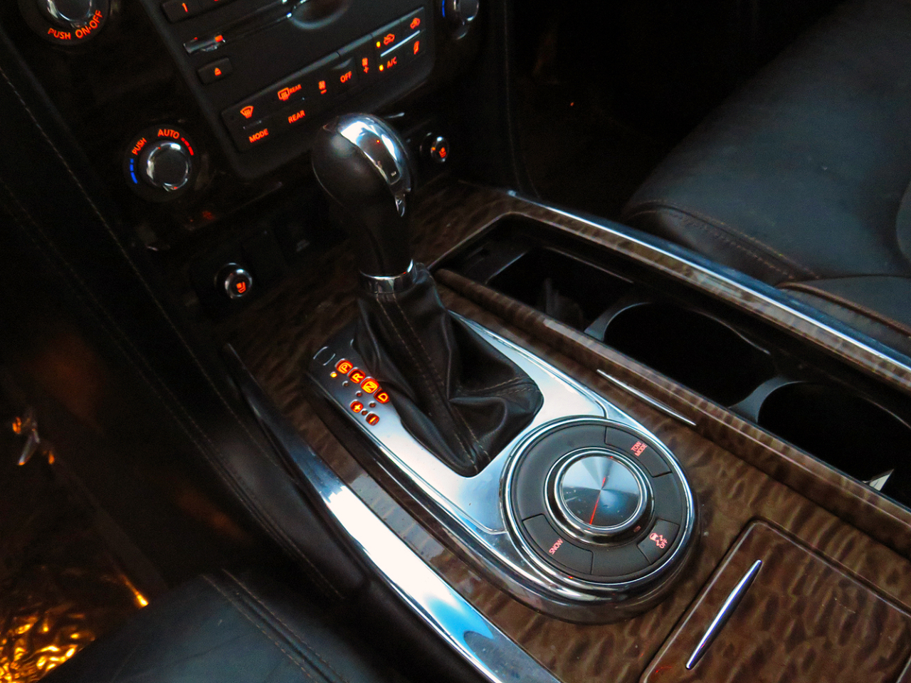 Nissan Armada 4x2 Platinum 2018