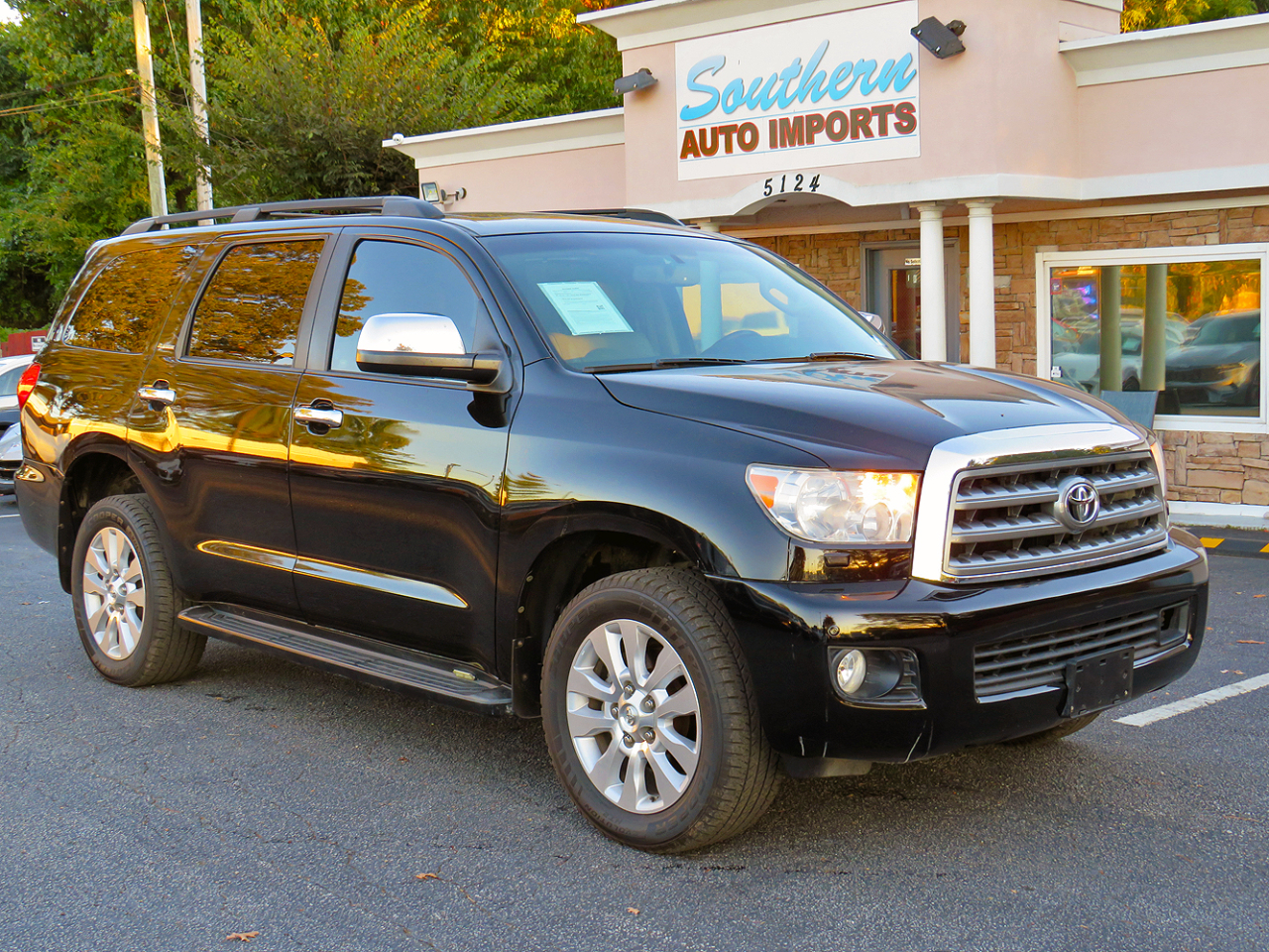 Toyota Sequoia RWD 5.7L Platinum (Natl) 2013 Toyota Sequoia RWD 5.7L Platinum (Natl) 2013