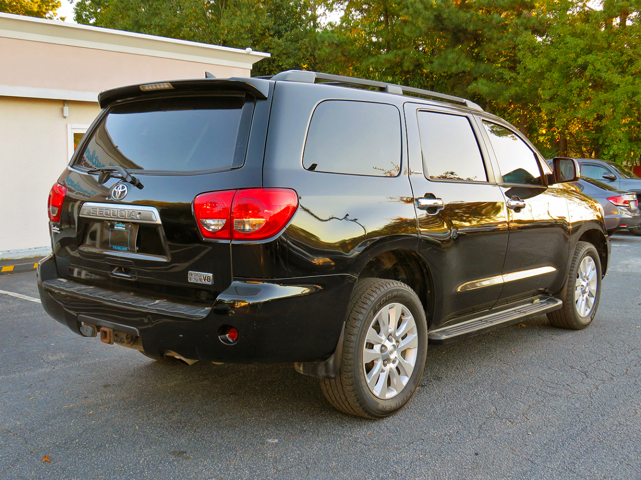 Toyota Sequoia RWD 5.7L Platinum (Natl) 2013 Toyota Sequoia RWD 5.7L Platinum (Natl) 2013