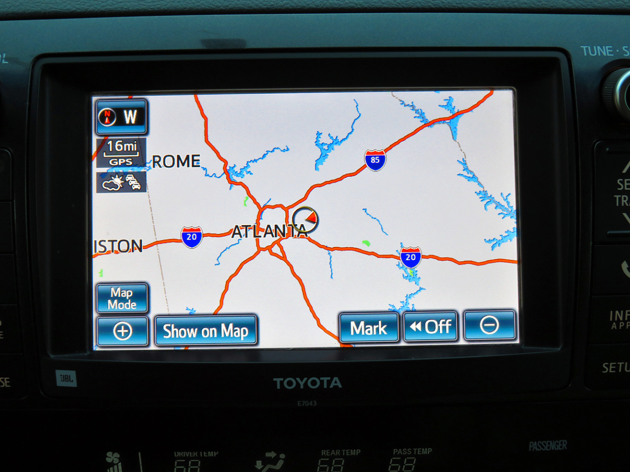 Toyota Sequoia RWD 5.7L Platinum (Natl) 2013 Toyota Sequoia RWD 5.7L Platinum (Natl) 2013