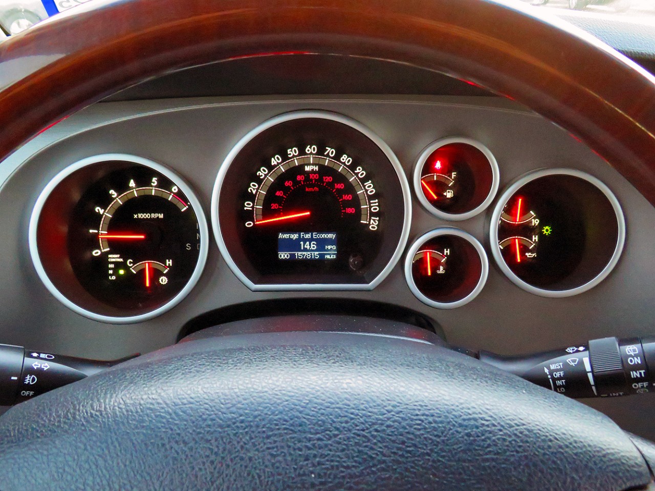 Toyota Sequoia RWD 5.7L Platinum (Natl) 2013 Toyota Sequoia RWD 5.7L Platinum (Natl) 2013