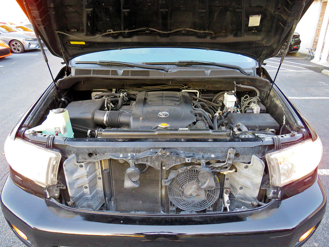 Toyota Sequoia RWD 5.7L Platinum (Natl) 2013 Toyota Sequoia RWD 5.7L Platinum (Natl) 2013