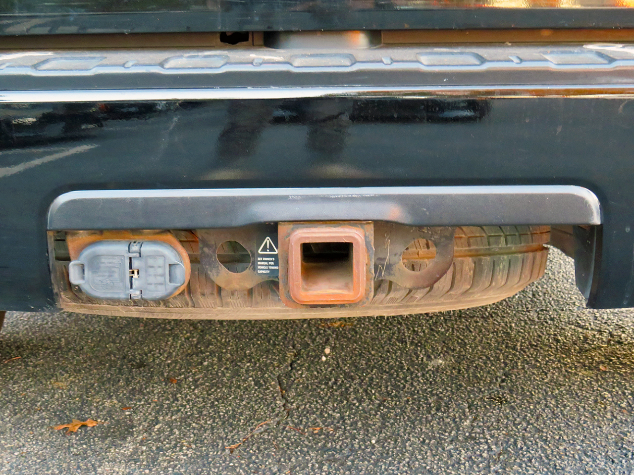 Toyota Sequoia RWD 5.7L Platinum (Natl) 2013 Toyota Sequoia RWD 5.7L Platinum (Natl) 2013