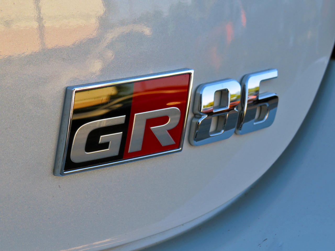 2022 Toyota GR86 Premium photo 9