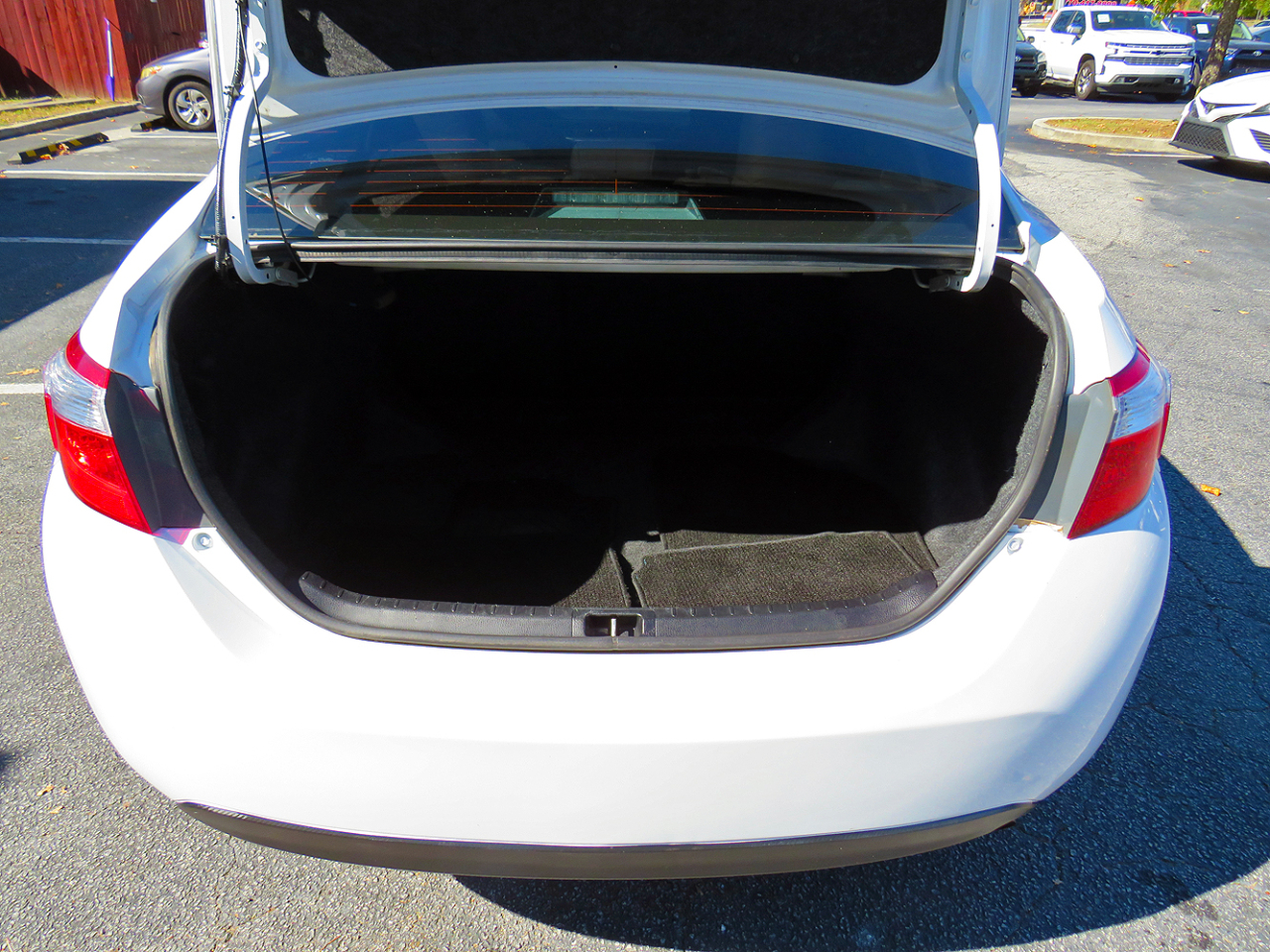 Toyota Corolla 4dr Sdn CVT LE (Natl) 2015 Toyota Corolla 4dr Sdn CVT LE (Natl) 2015