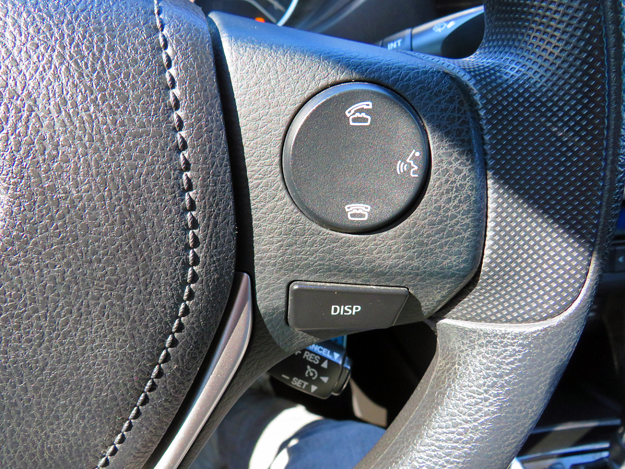 Toyota Corolla 4dr Sdn CVT LE (Natl) 2015 Toyota Corolla 4dr Sdn CVT LE (Natl) 2015