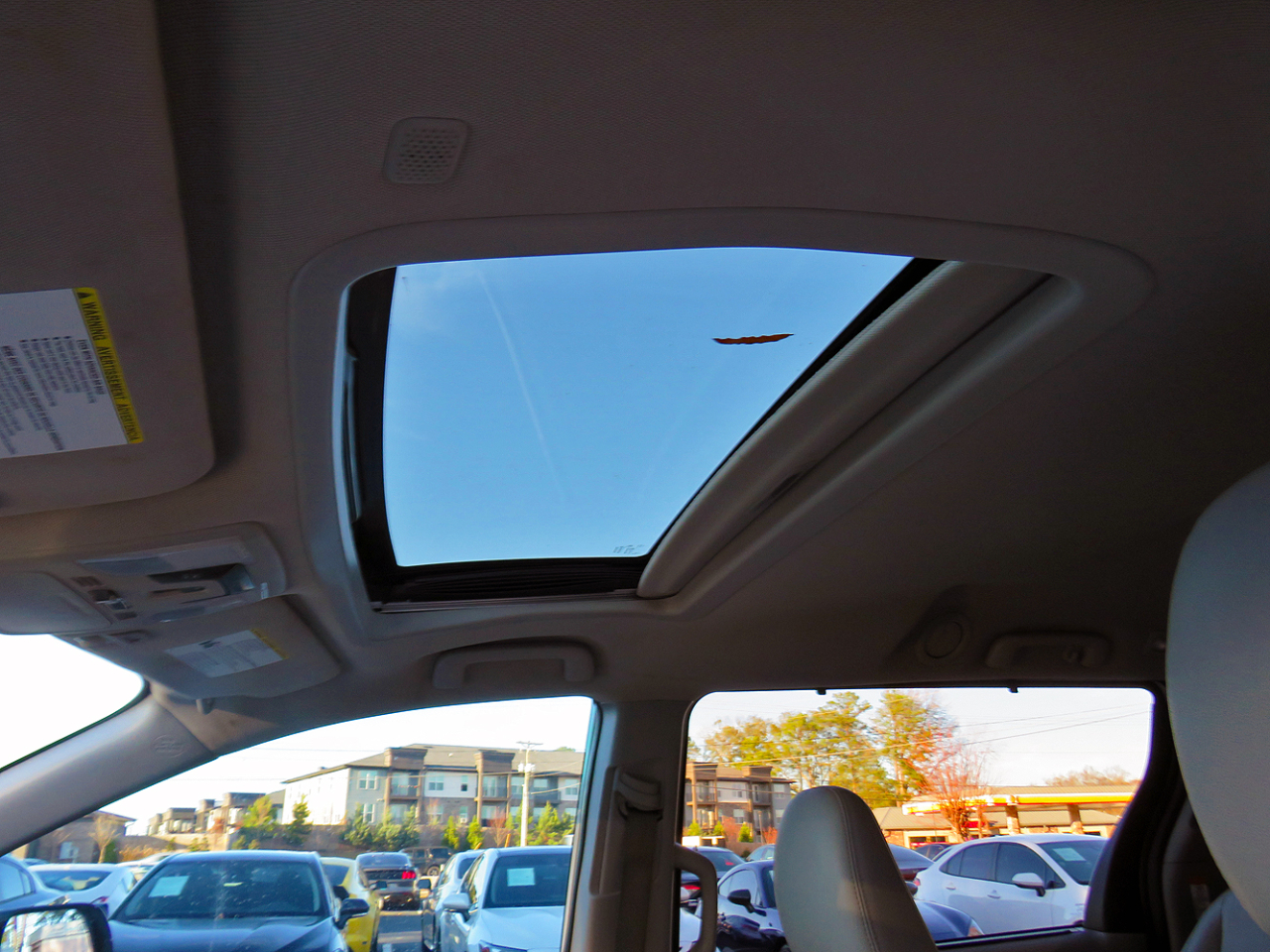 2020 Toyota Sienna XLE photo 3