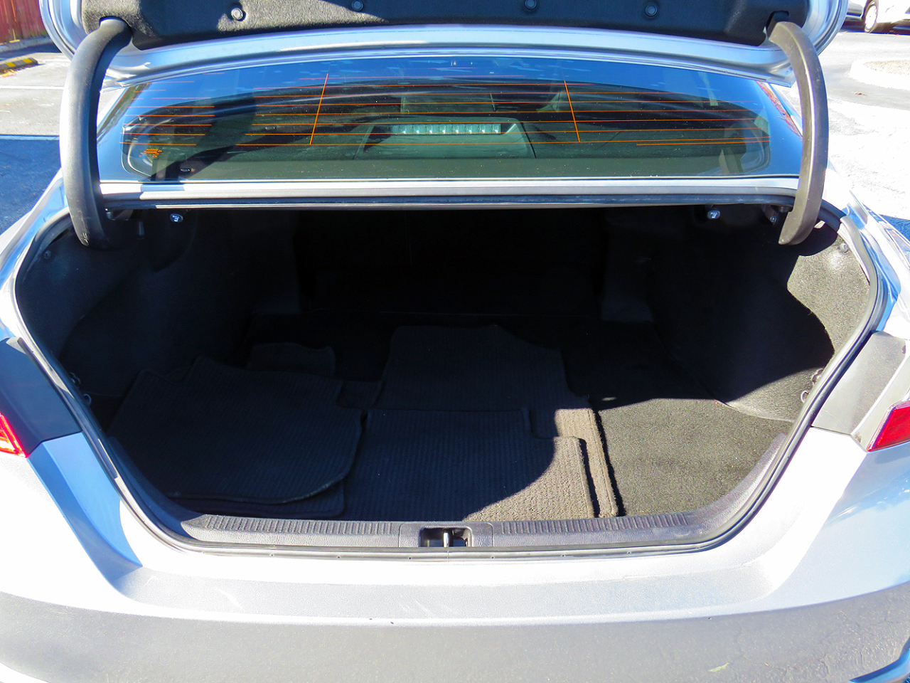 Toyota Camry SE Auto (Natl) 2020