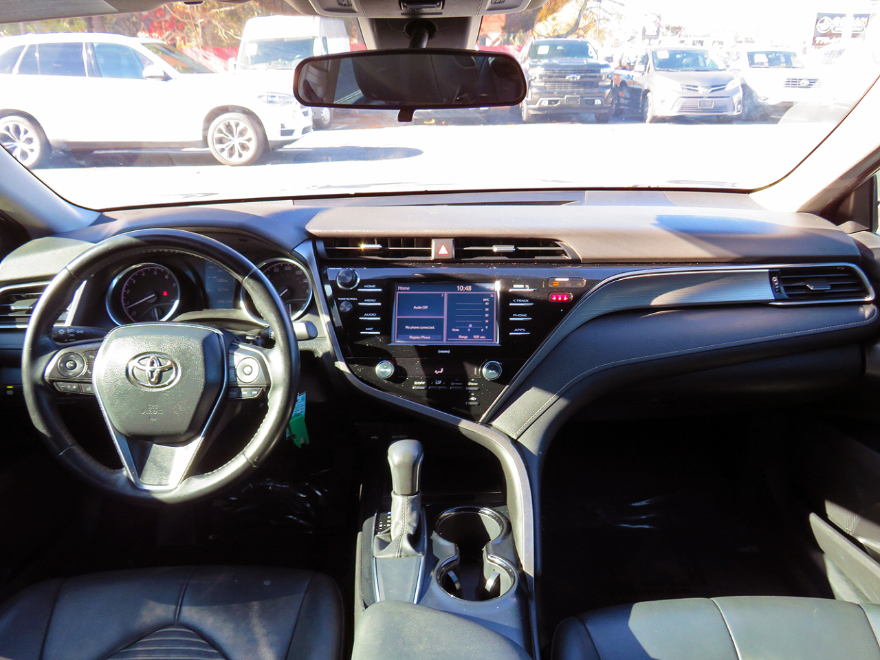 Toyota Camry SE Auto (Natl) 2020