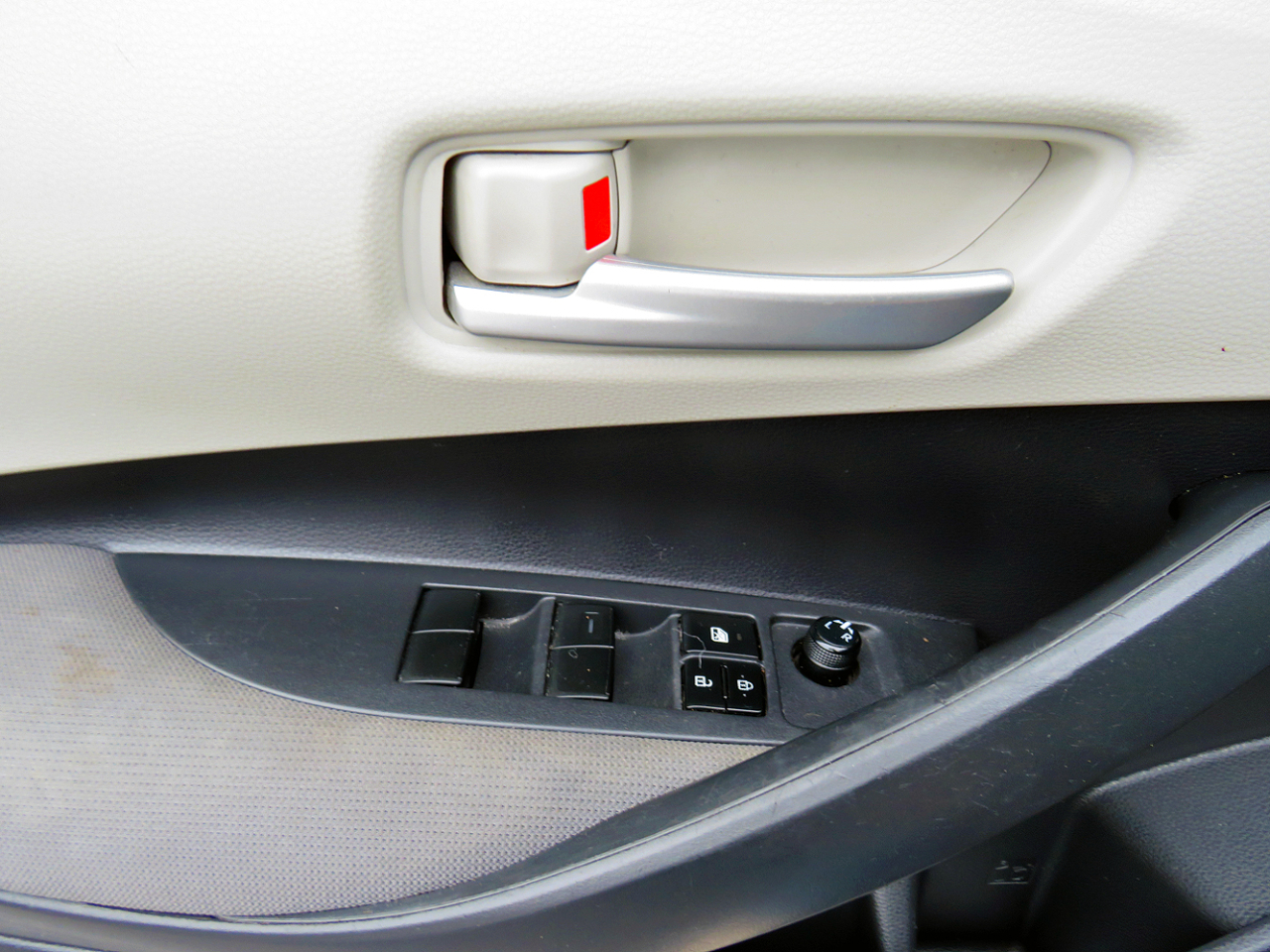 Toyota Corolla L CVT (Natl) 2020