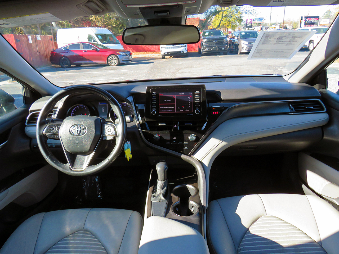 Toyota Camry SE Auto (Natl) 2021