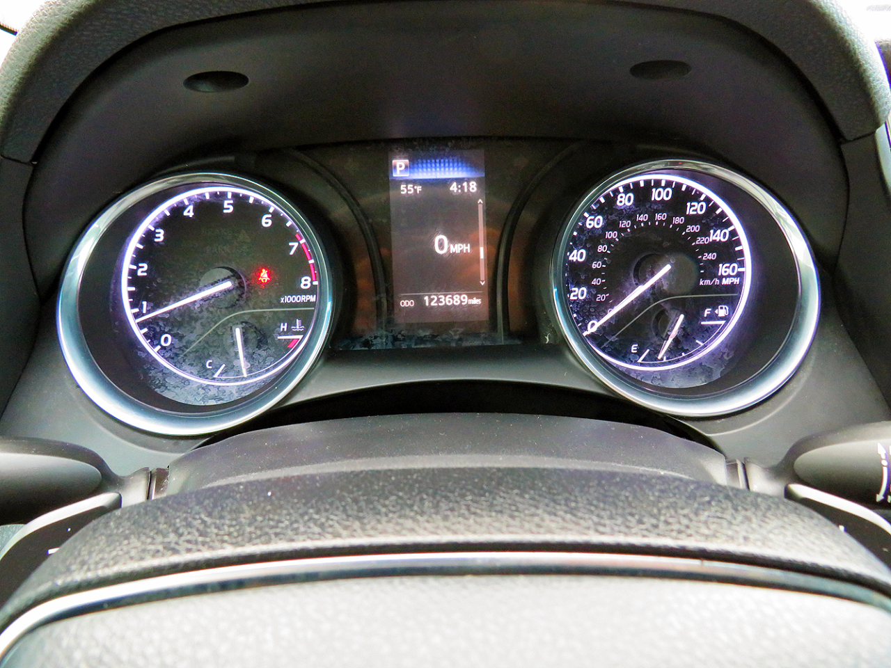 Toyota Camry SE Auto (Natl) 2020