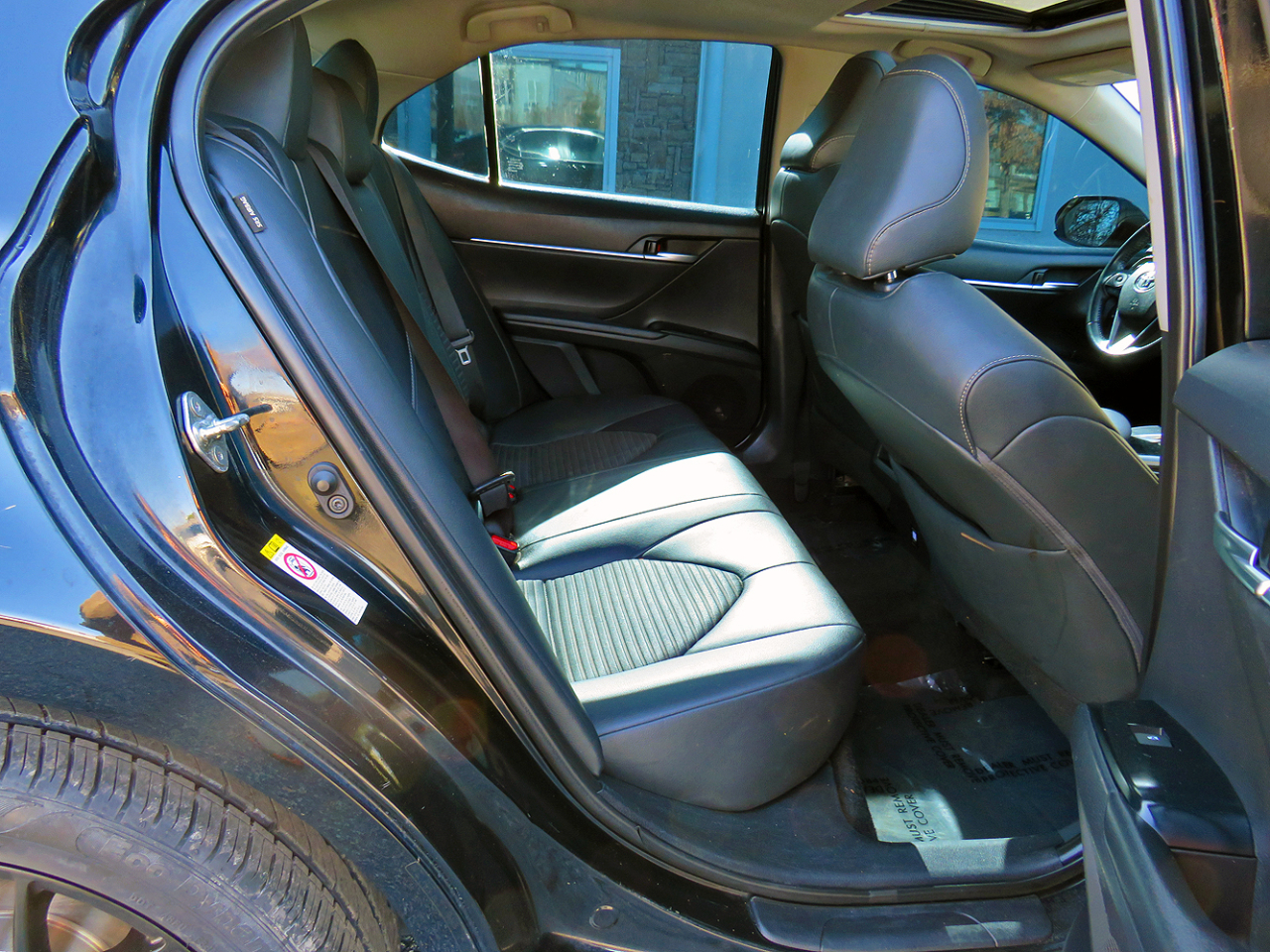 Toyota Camry SE Auto (Natl) 2019