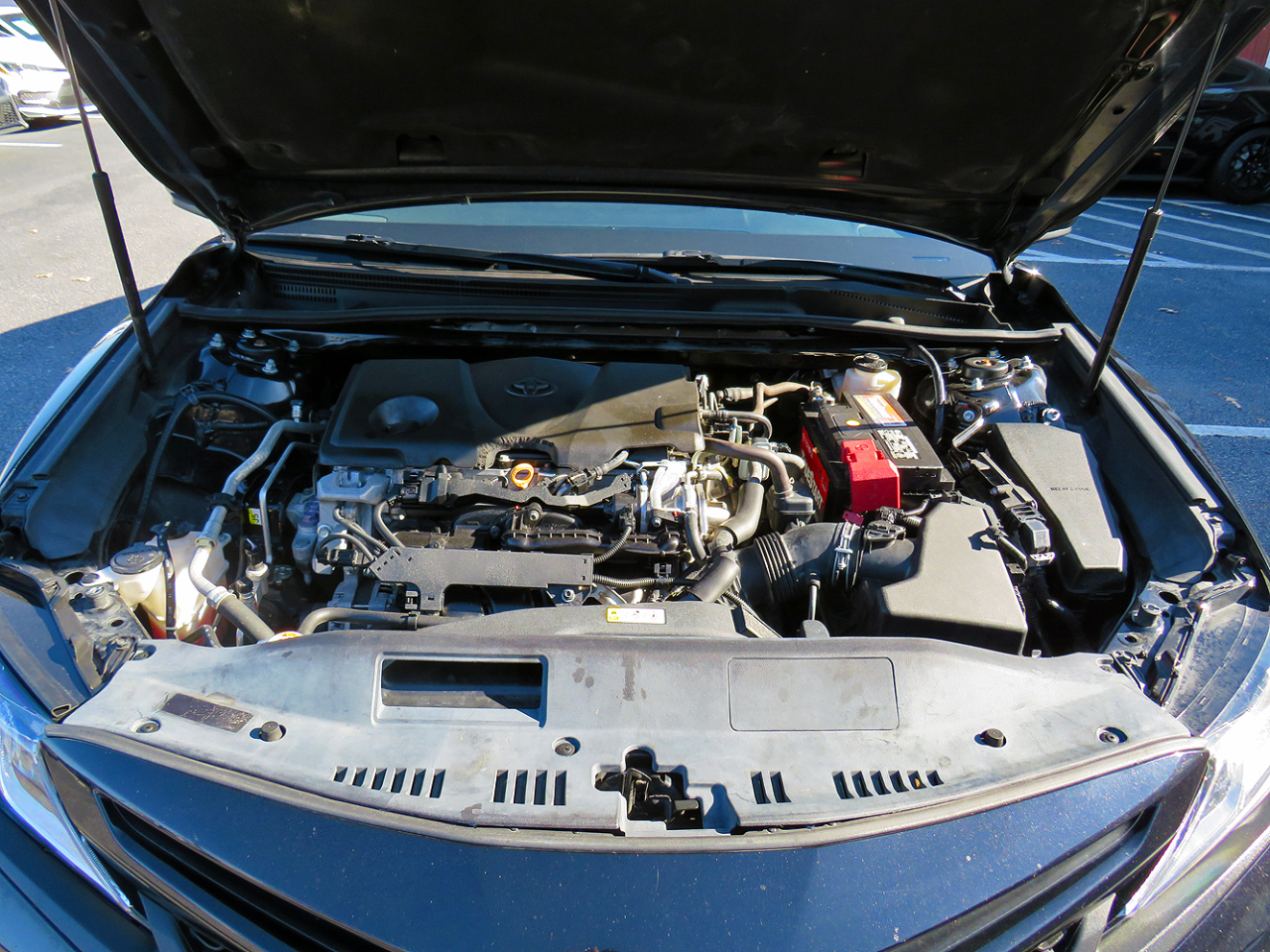 Toyota Camry SE Auto (Natl) 2019