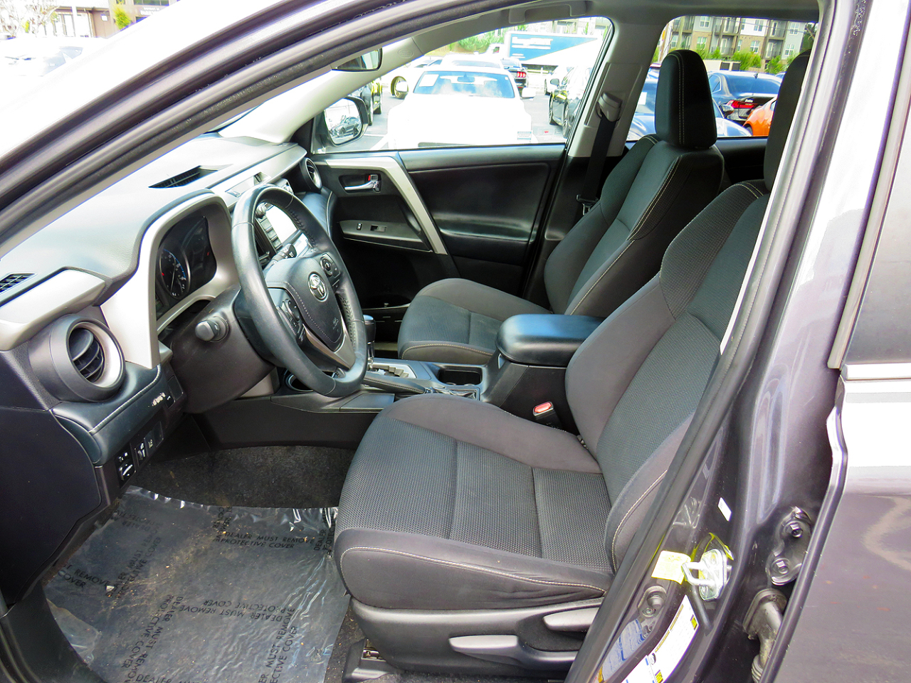 Toyota RAV4 AWD XLE 2018