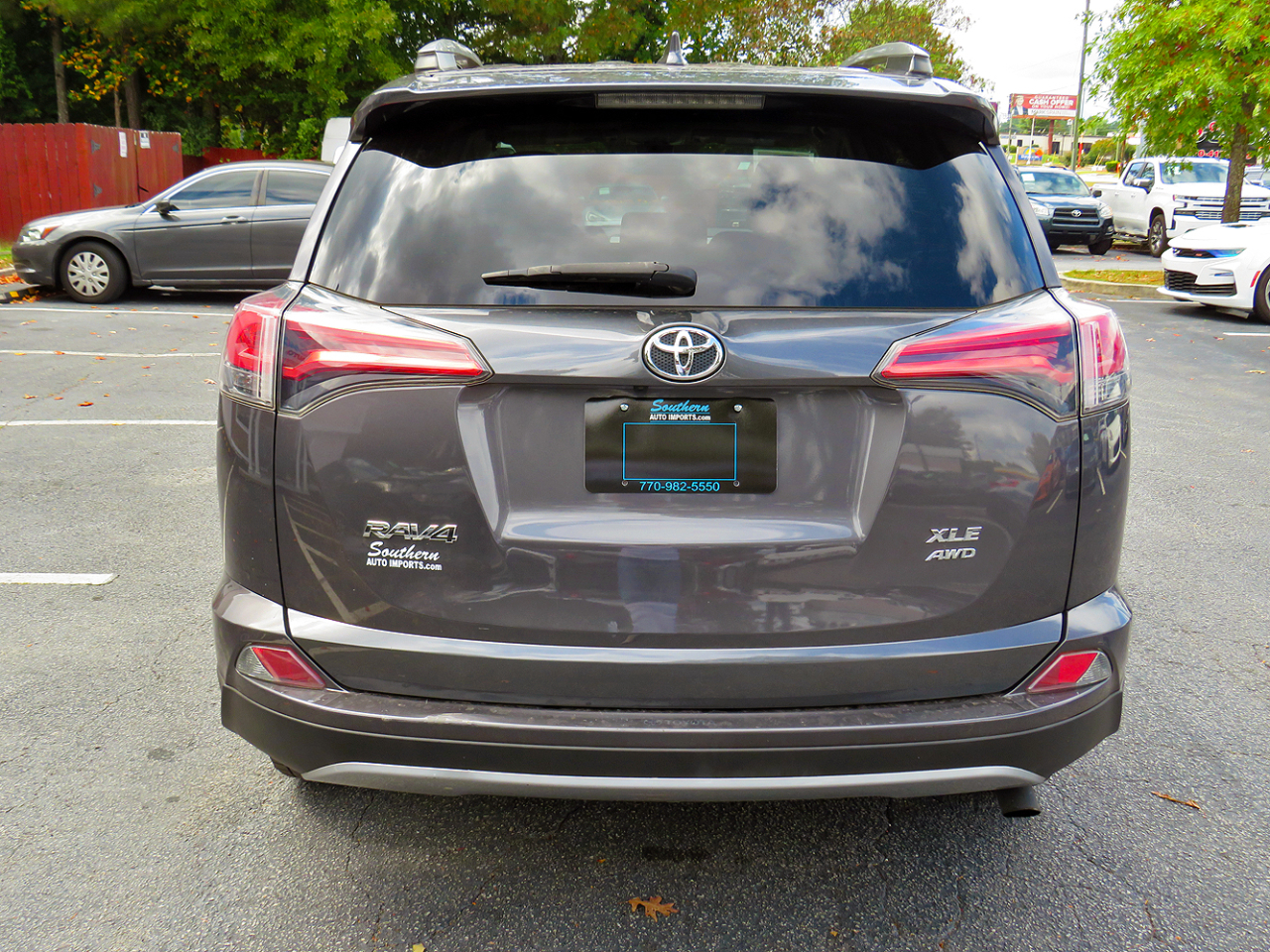 Toyota RAV4 AWD XLE 2018
