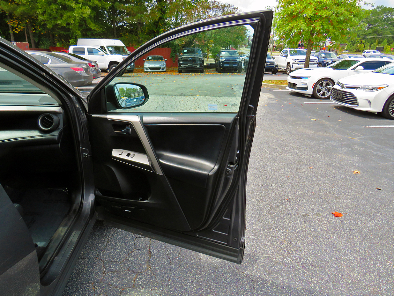 Toyota RAV4 AWD XLE 2018