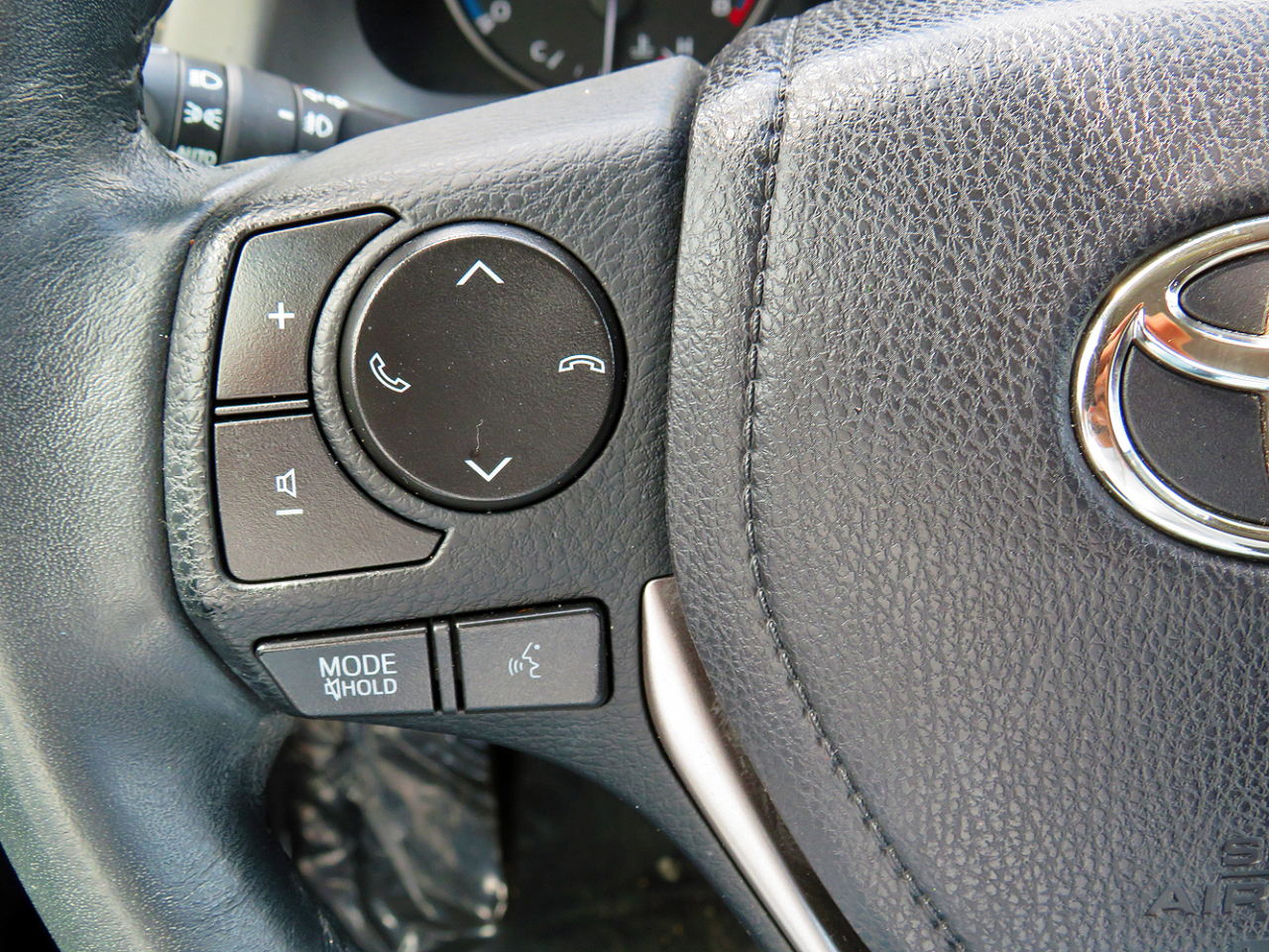 Toyota RAV4 AWD XLE 2018