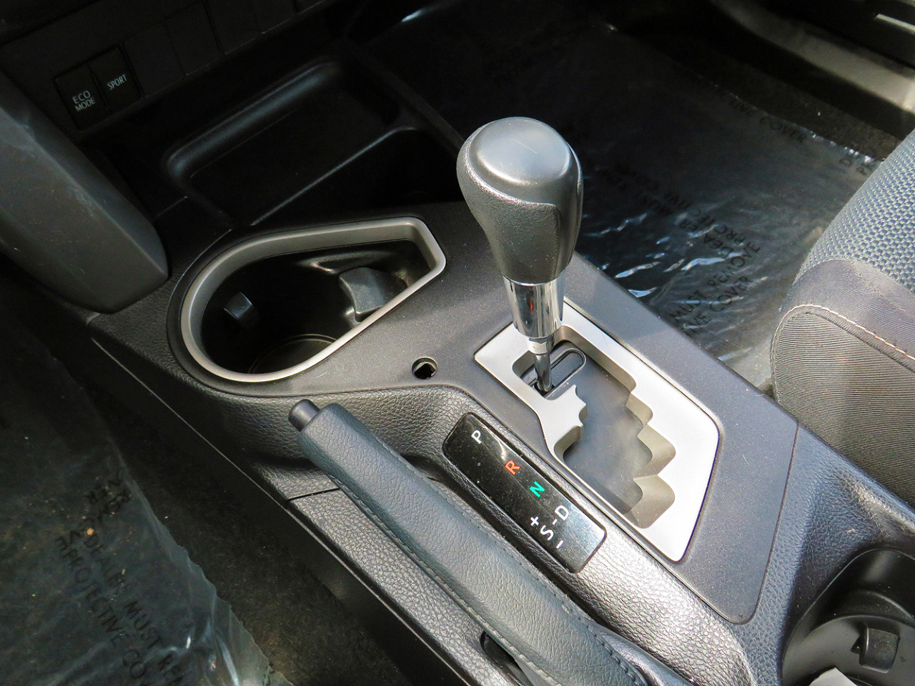 Toyota RAV4 AWD XLE 2018