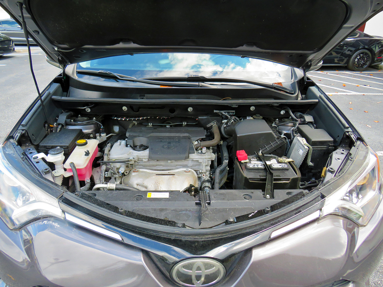 Toyota RAV4 AWD XLE 2018