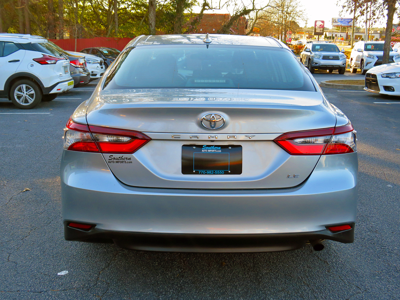 Toyota Camry LE Auto (Natl) 2021
