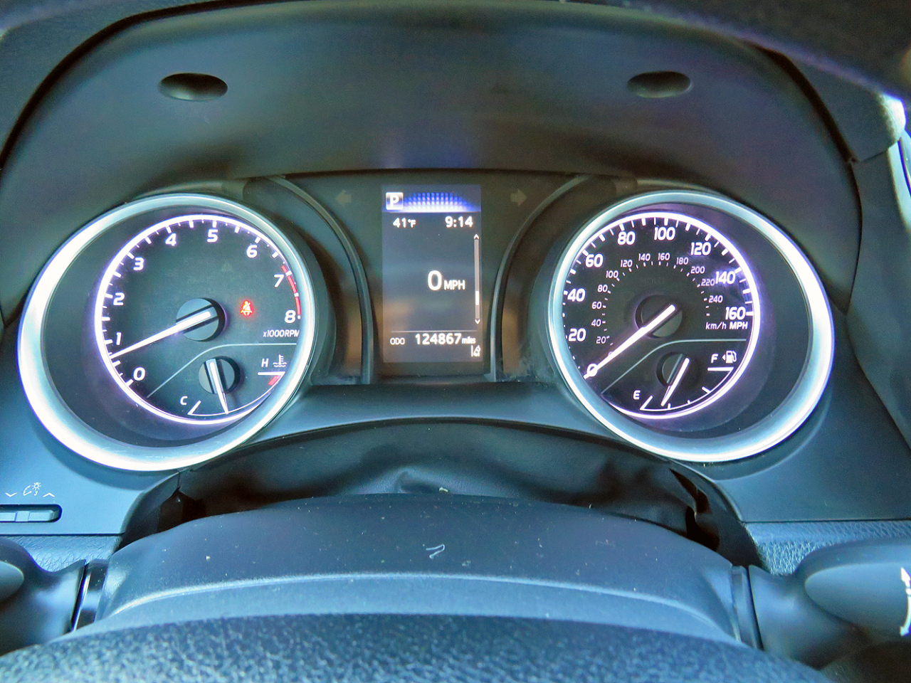 Toyota Camry LE Auto (Natl) 2021