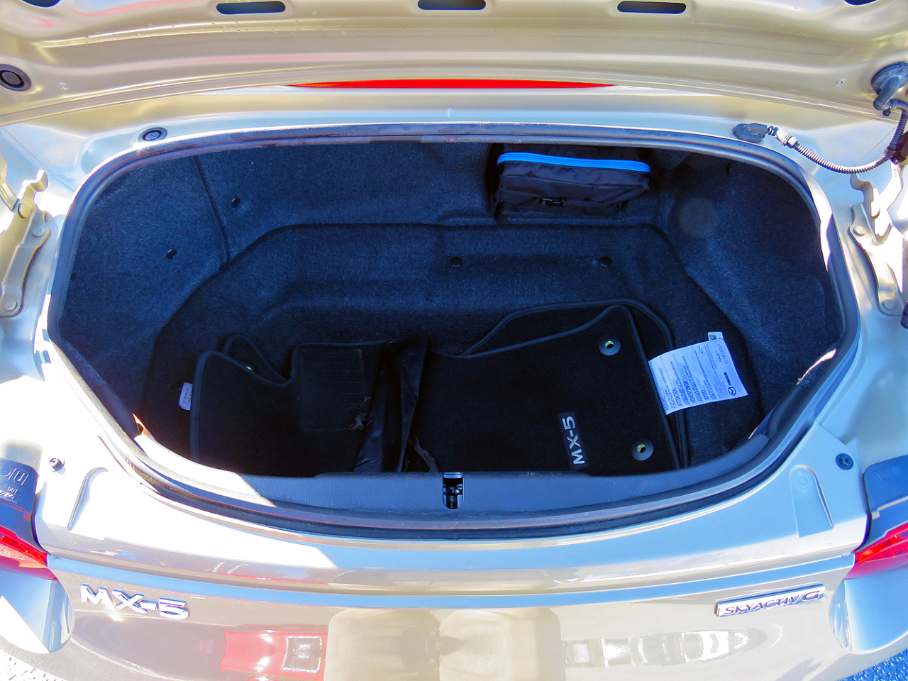 Mazda MX-5 Miata Club MT 2023