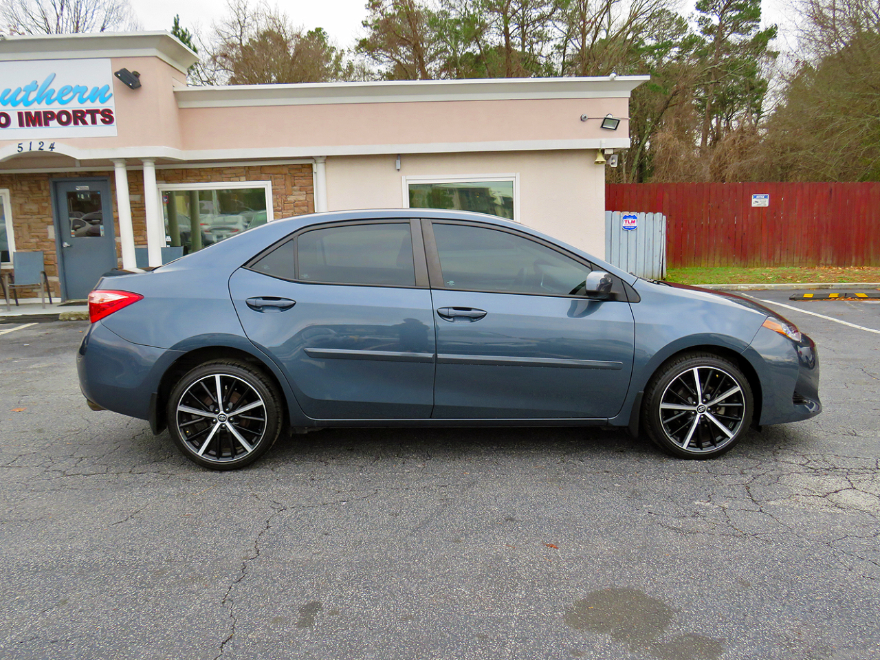 Toyota Corolla LE 2017