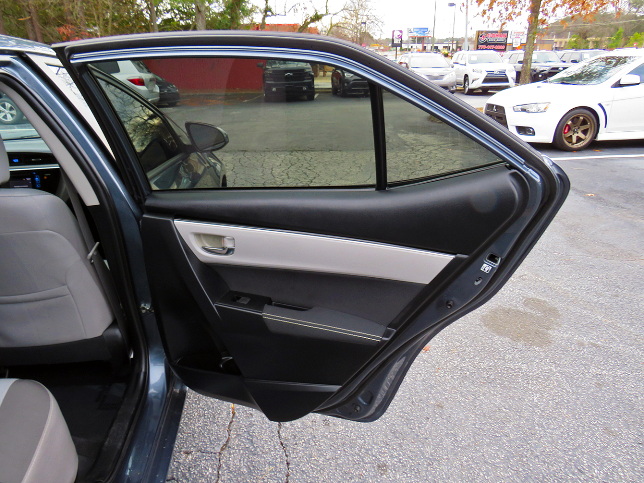 Toyota Corolla LE 2017