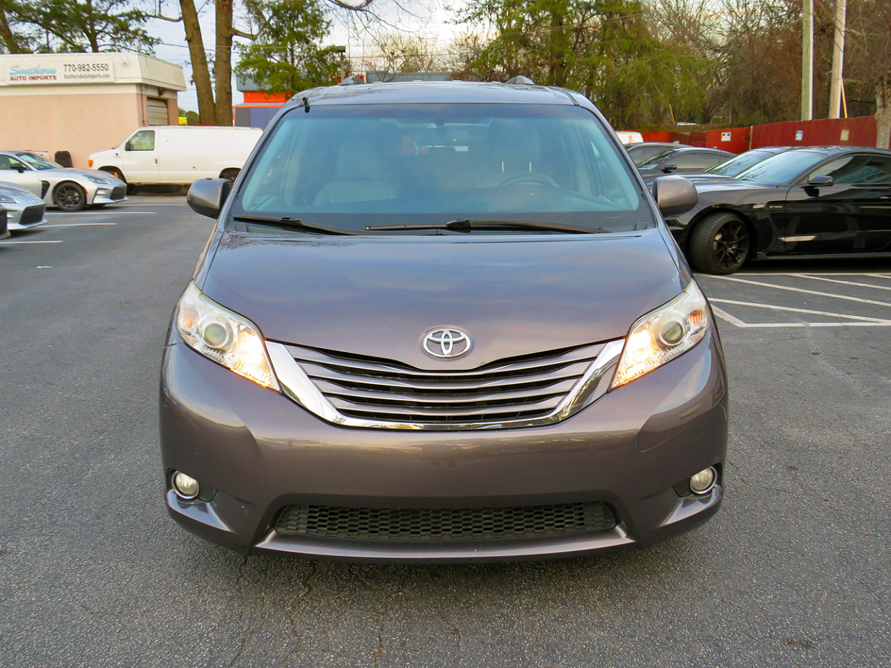 Toyota Sienna 5dr 8-Pass Van XLE Premium FWD (Natl) 2015