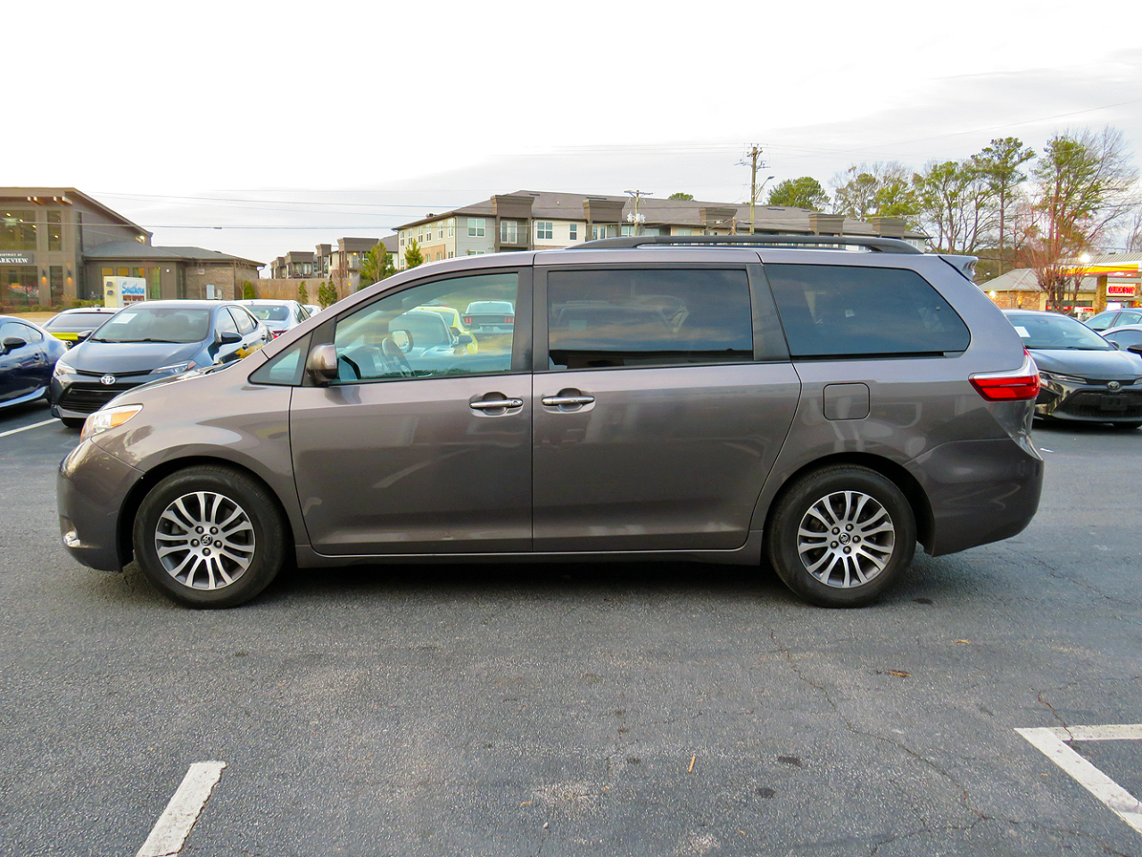 Toyota Sienna 5dr 8-Pass Van XLE Premium FWD (Natl) 2015