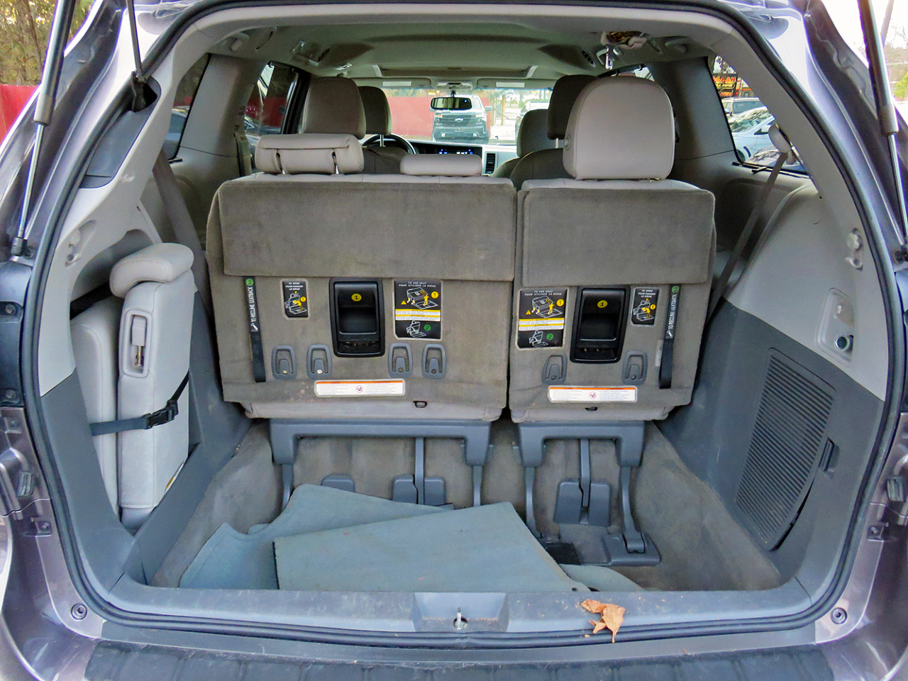 Toyota Sienna 5dr 8-Pass Van XLE Premium FWD (Natl) 2015