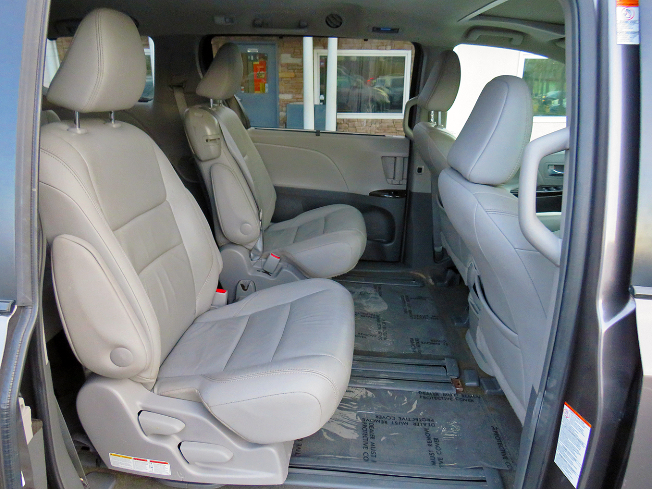 Toyota Sienna 5dr 8-Pass Van XLE Premium FWD (Natl) 2015