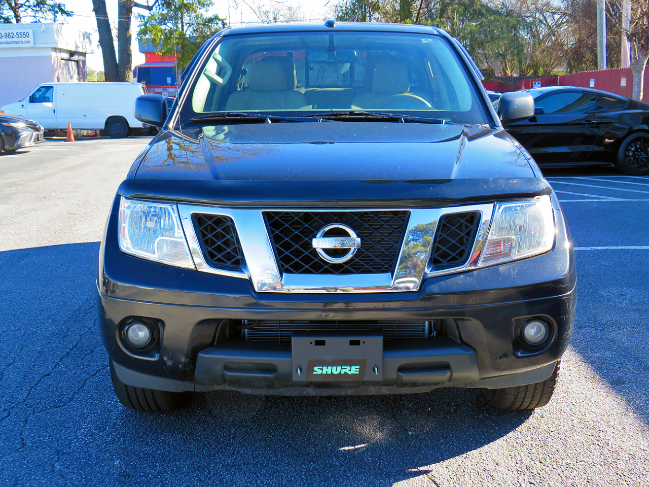 Nissan Frontier Crew Cab 4x2 SV V6 Auto 2018