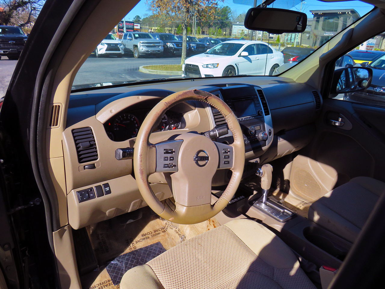 Nissan Frontier Crew Cab 4x2 SV V6 Auto 2018