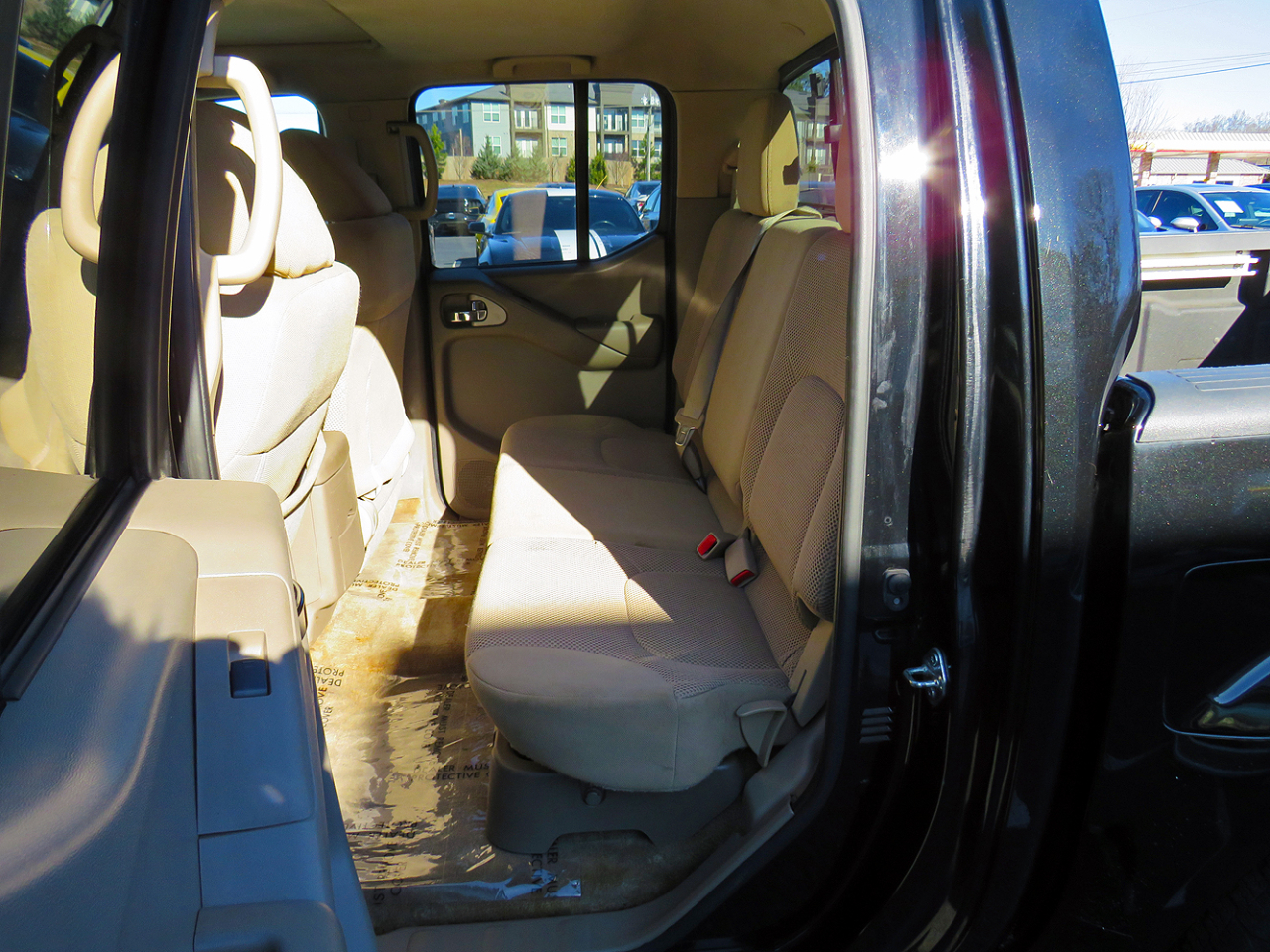 Nissan Frontier Crew Cab 4x2 SV V6 Auto 2018