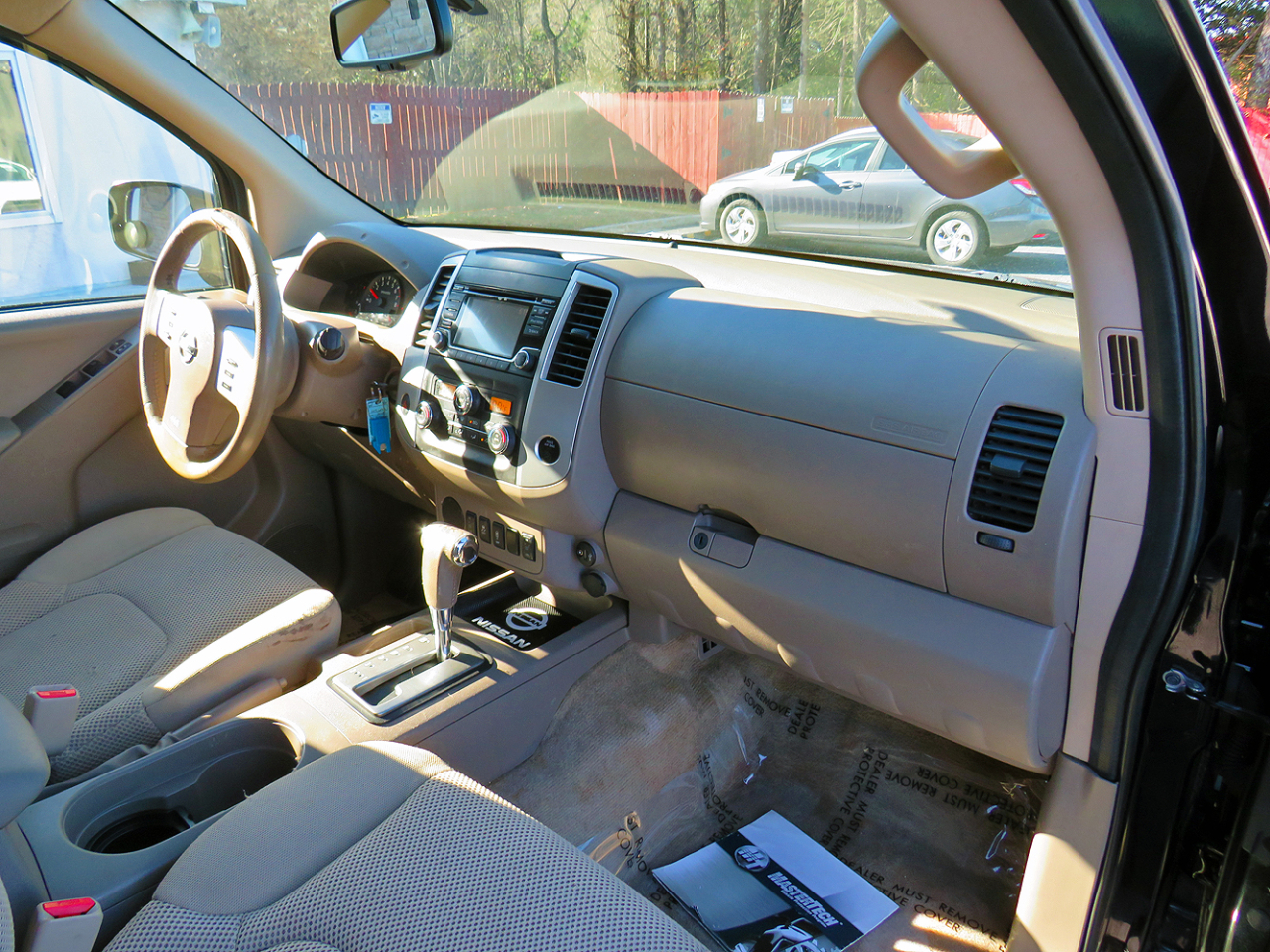 Nissan Frontier Crew Cab 4x2 SV V6 Auto 2018