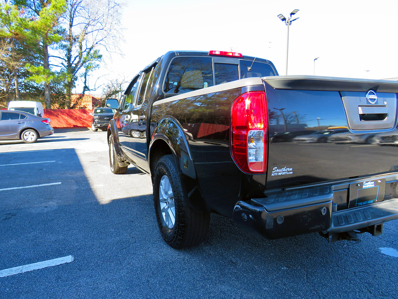 Nissan Frontier Crew Cab 4x2 SV V6 Auto 2018