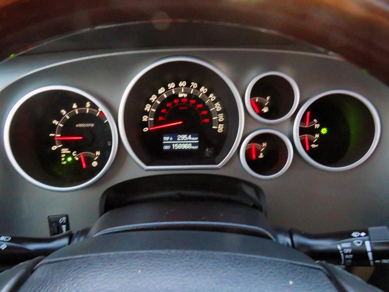 Toyota Sequoia 4WD 5.7L FFV Platinum (Natl) 2014