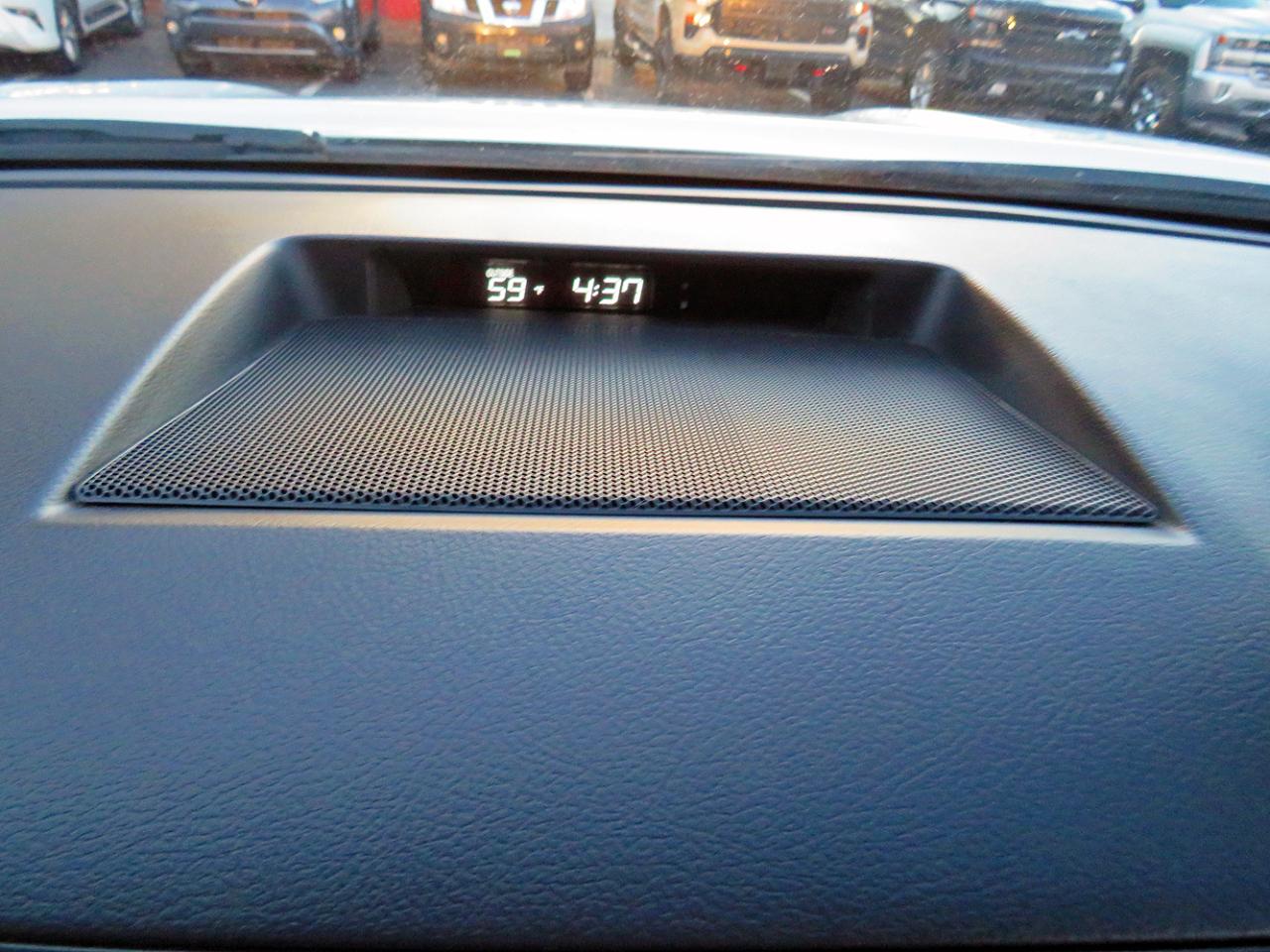 Toyota Sequoia 4WD 5.7L FFV Platinum (Natl) 2014