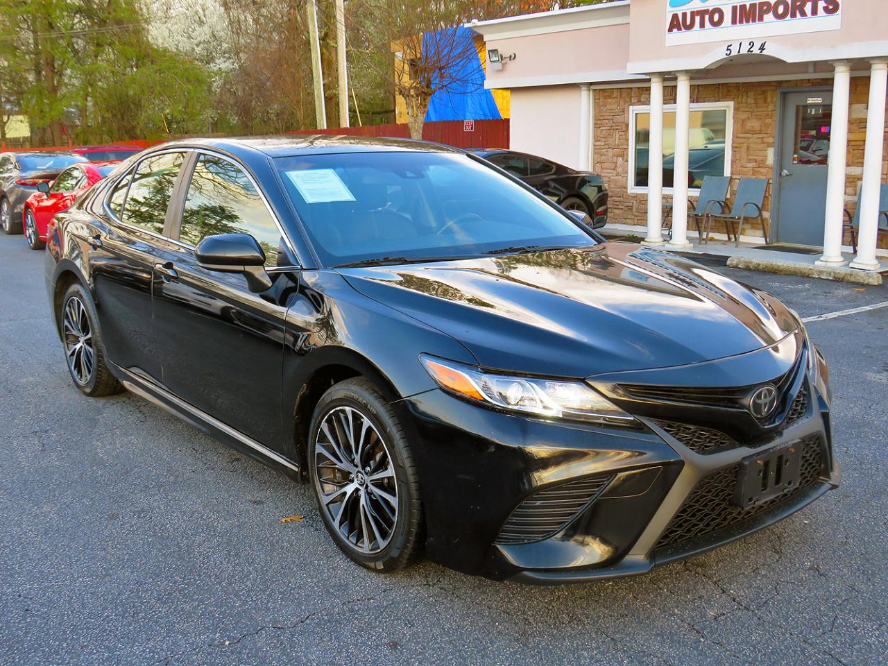 Toyota Camry SE 2018