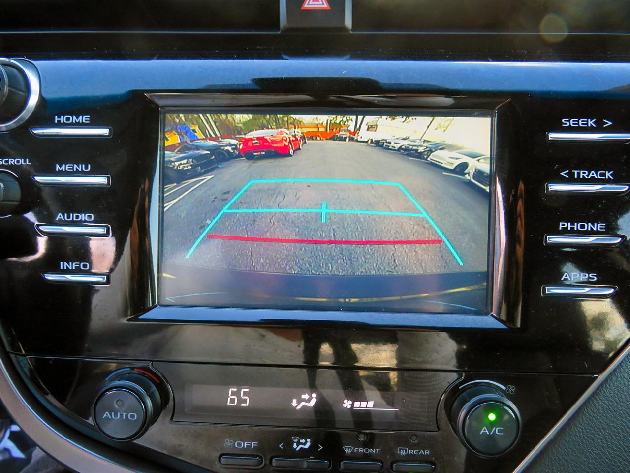 Toyota Camry SE 2018